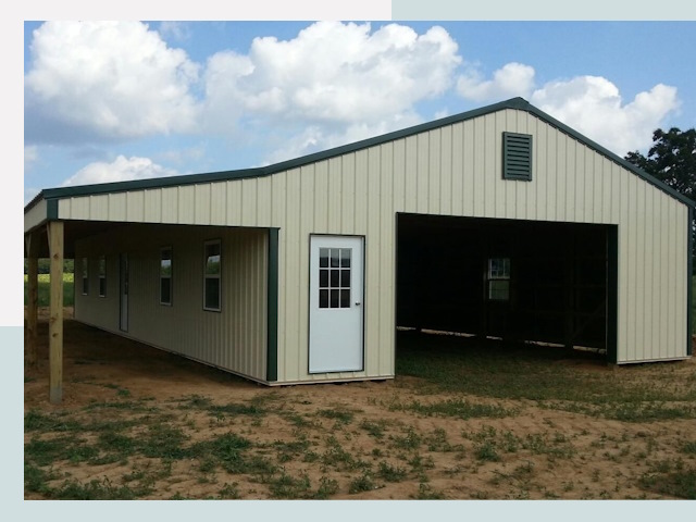 Строительство конюшен в Грозном