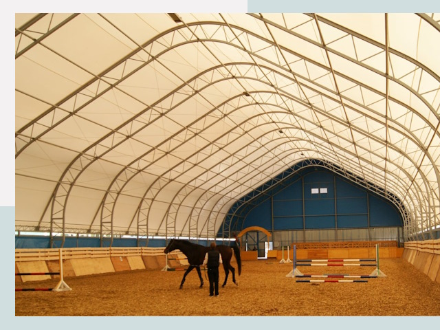 Строительство конных манежей в Грозном